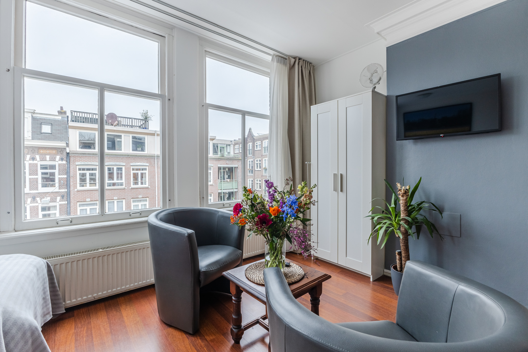 Living Area Albert Cuypstraat III B studio Amsterdam